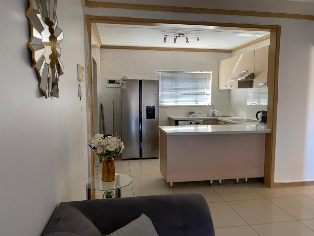 Siena Sun Apartment 6 With Water Reserve Midrand Exteriör bild